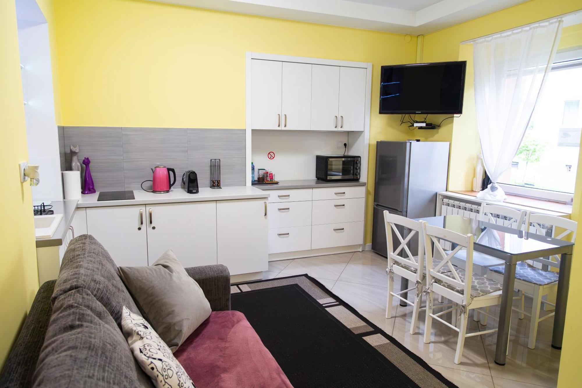Apartament Przy Rynku ออสตรอเวียตซ์ชเวียนตอกชิสกี ภายนอก รูปภาพ